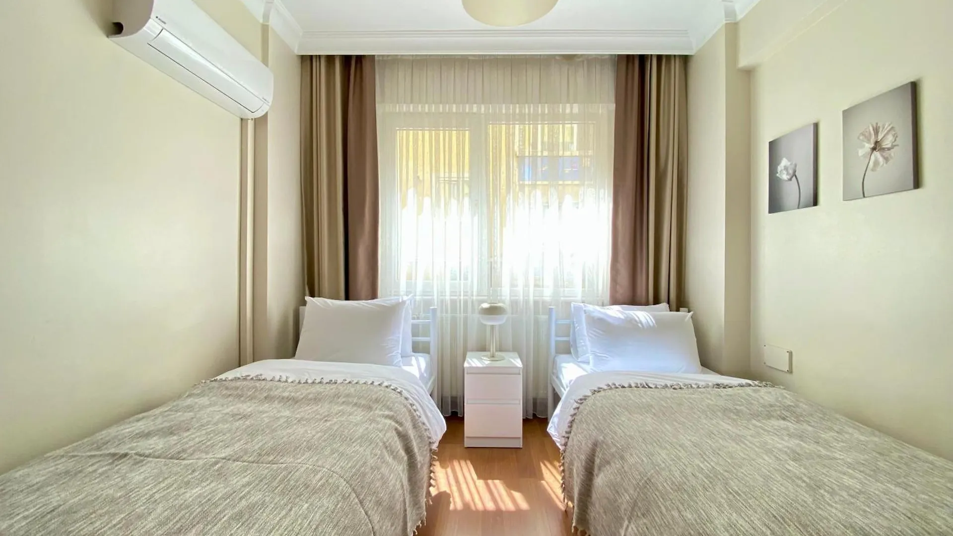 Apartament Spacious & City Center 3 Bedroom Flat - No2 Stambuł